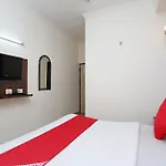 Oyo Flagship Hotel Aamantran Inn