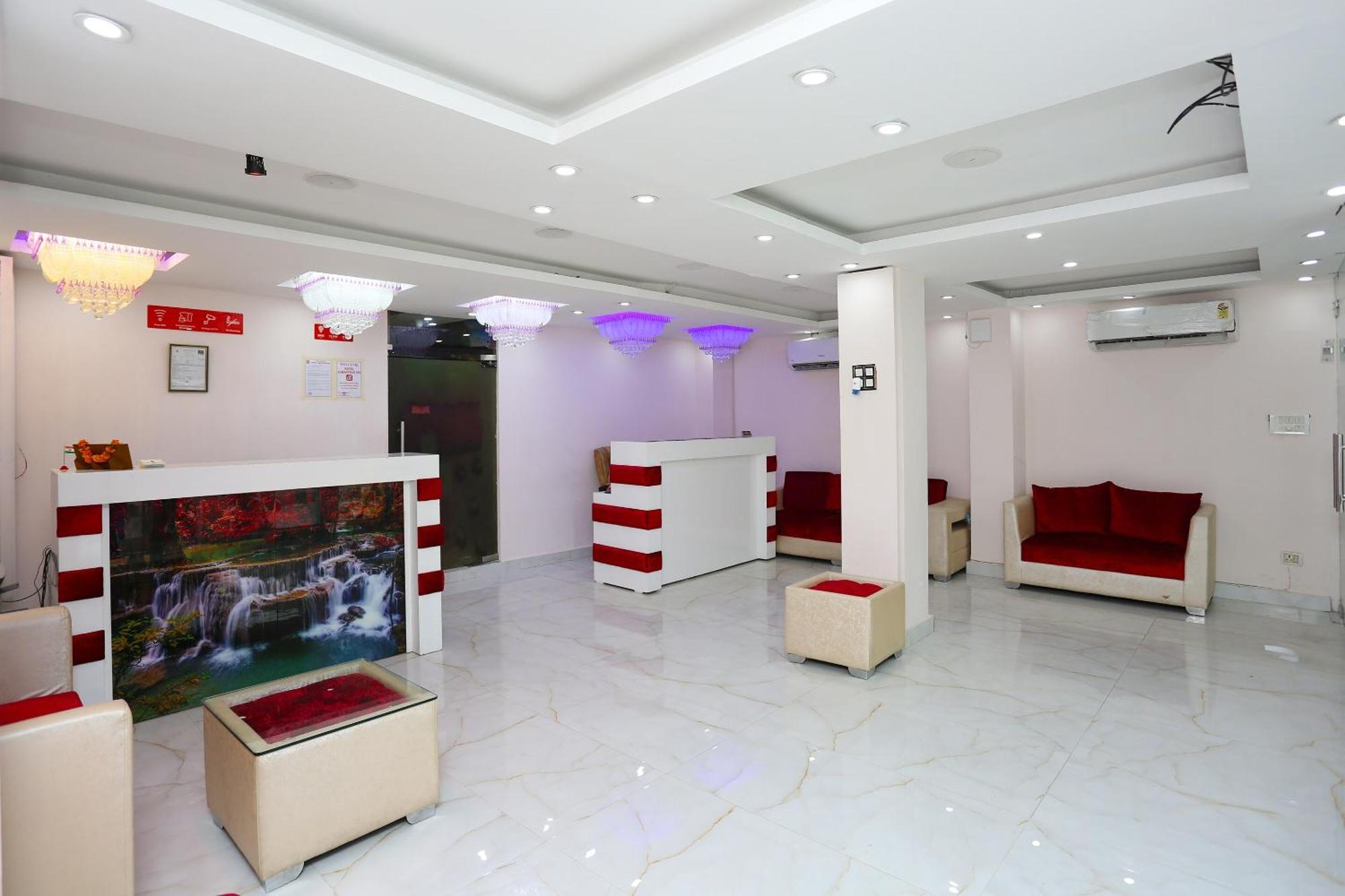 Hotel Oyo Flagship Aamantran 3*